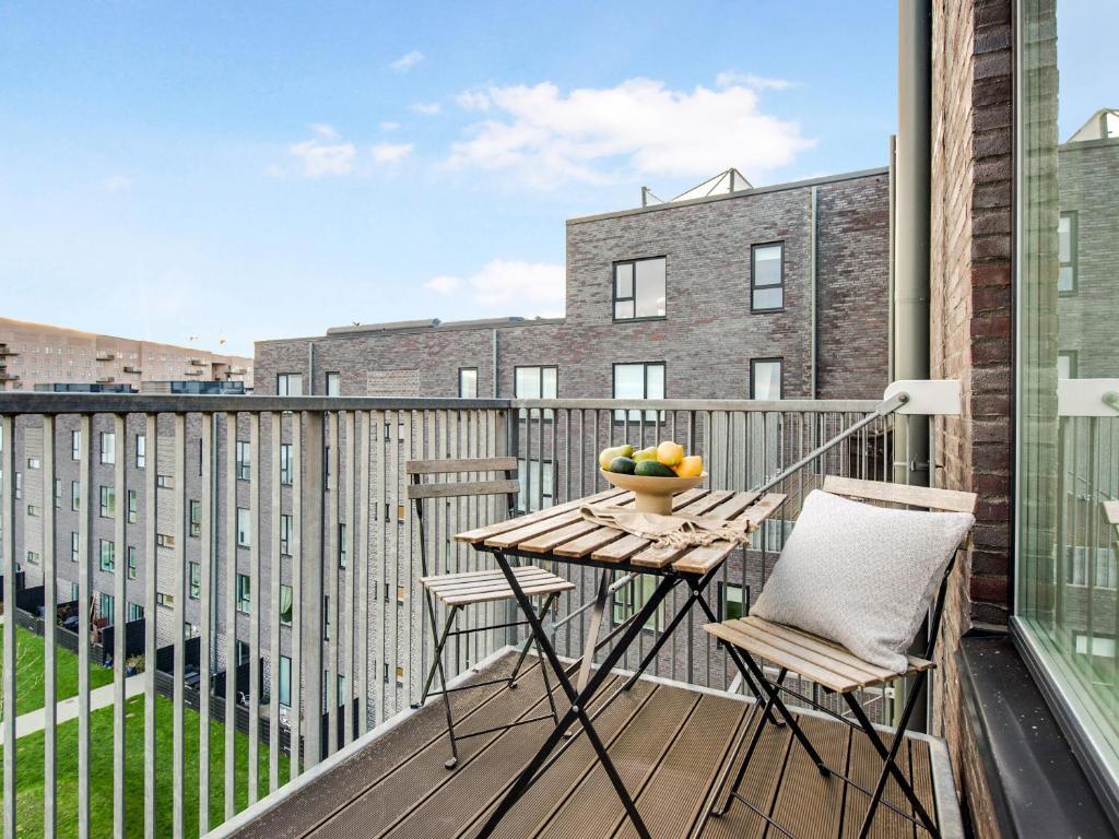 Sanders Arena - Dreamy One-bedroom Close To Metro Station Apartment